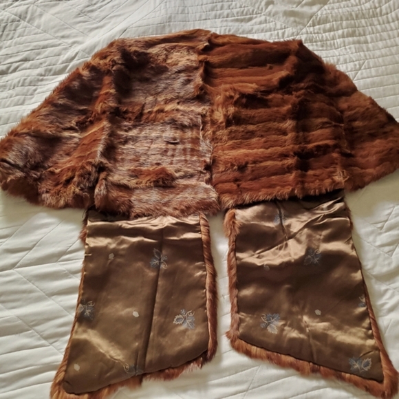 Morton's real fur shawl - Picture 4 of 4